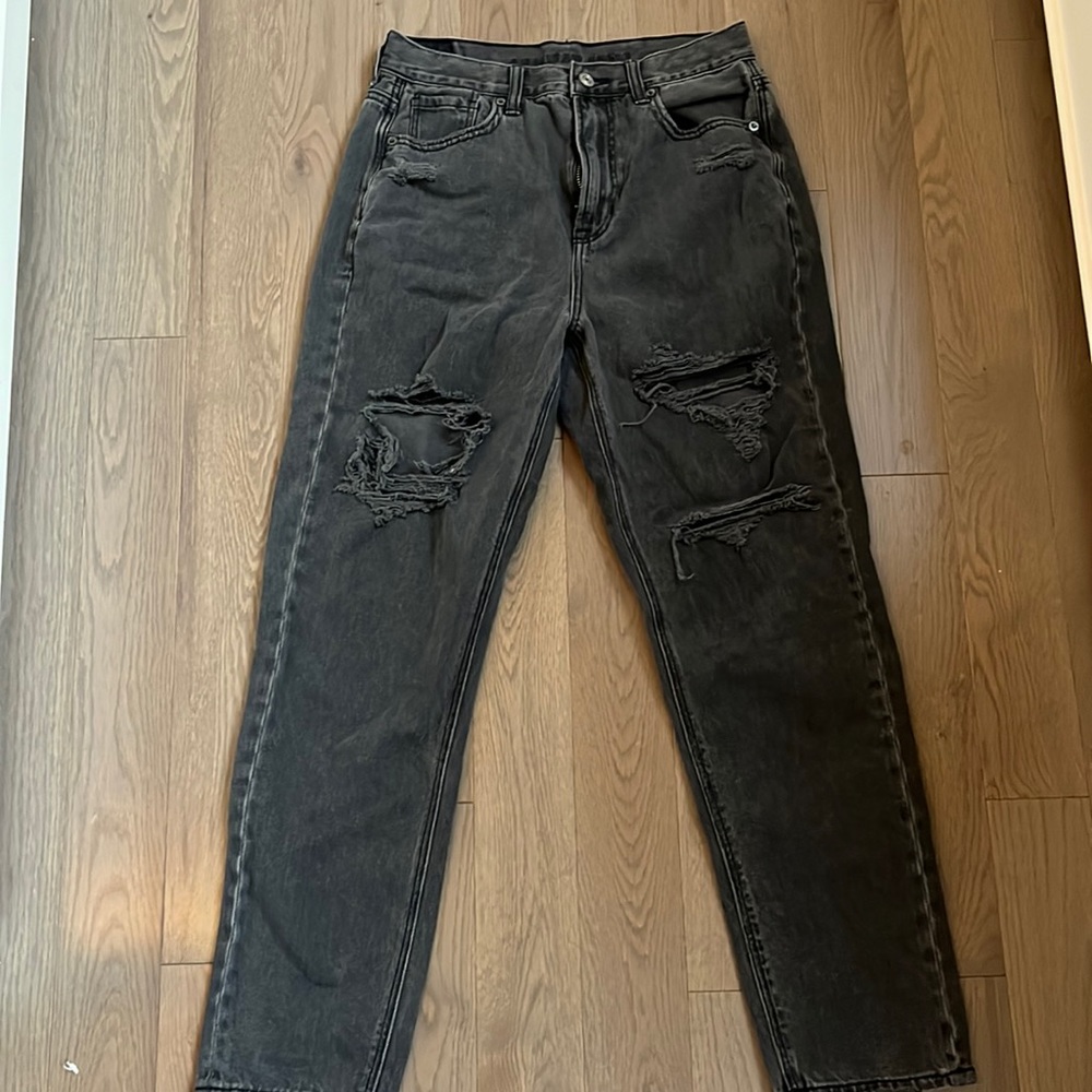 American Eagle Mom Jeans